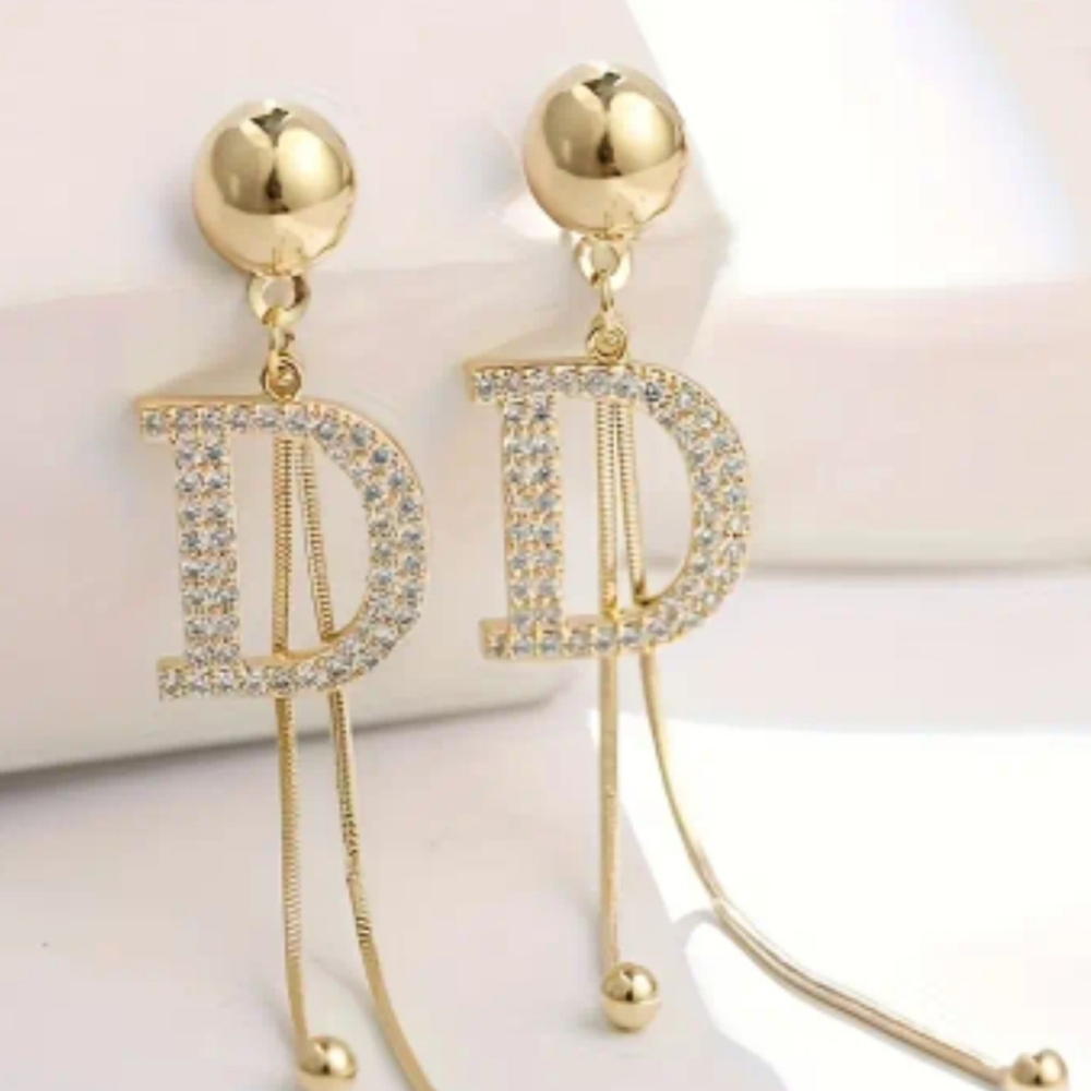 Fashion Earrings Letter D